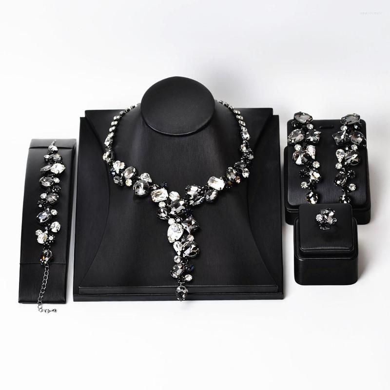 Necklace Earrings Set Special-shaped Rhinestone Jewelry Crystal Collar Girl's Black Gray And White Fashion Accessories N3289, Picture shown
Necklace Earrings Set Special-shaped Rhinestone Jewelry Crystal Collar Girl's Black Gray And White Fashion Accessories N3289, Picture shown