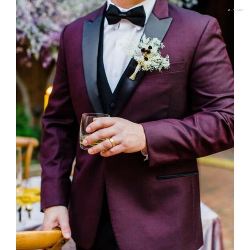 Men's Suits Peaked Lapel For Wedding Prom 3 Piece Slim Fit Men Male Fashion Jacket With Vest Pants Suit Man Costume Homme, Dark grey
Men's Suits Peaked Lapel For Wedding Prom 3 Piece Slim Fit Men Male Fashion Jacket With Vest Pants Suit Man Costume Homme, Dark grey