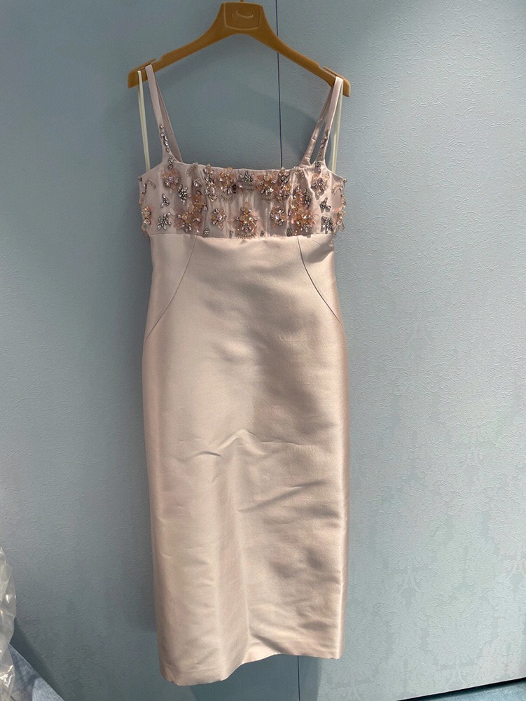 Street Style Dresses 2023 New Spring Summer Spaghetti Strap Fashion Milan Runway Dress Designer Brand Same Style Women's 2 colors, Picture color
Street Style Dresses 2023 New Spring Summer Spaghetti Strap Fashion Milan Runway Dress Designer Brand Same Style Women's 2 colors, Picture color