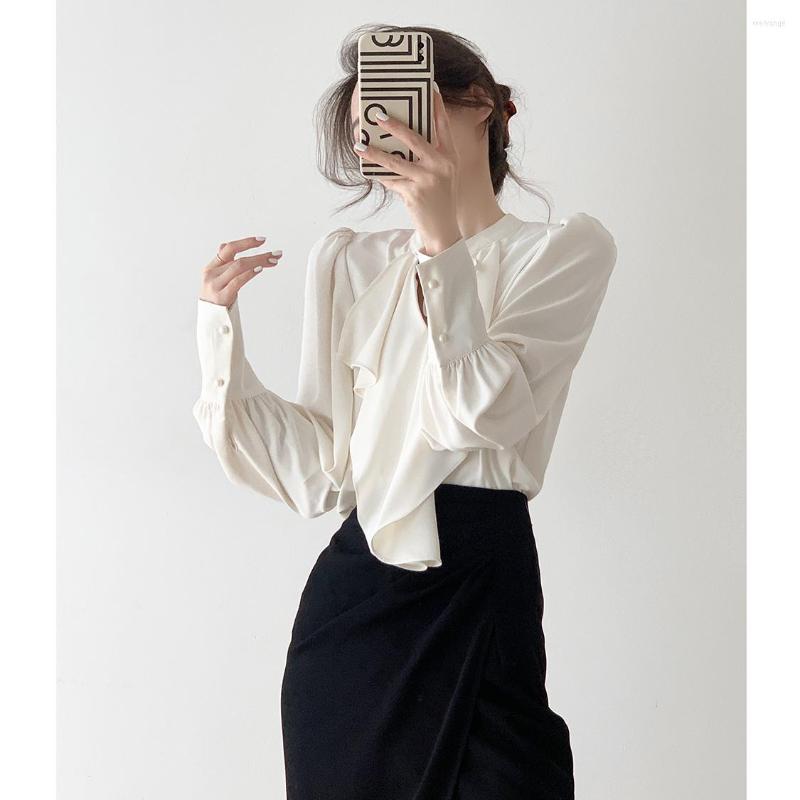 Women' T Shirts Shirt Print For White Women Vintage Style Ruffled V-Neck Light Luxury Long Sleeved Top, Off white
Women' T Shirts Shirt Print For White Women Vintage Style Ruffled V-Neck Light Luxury Long Sleeved Top, Off white
