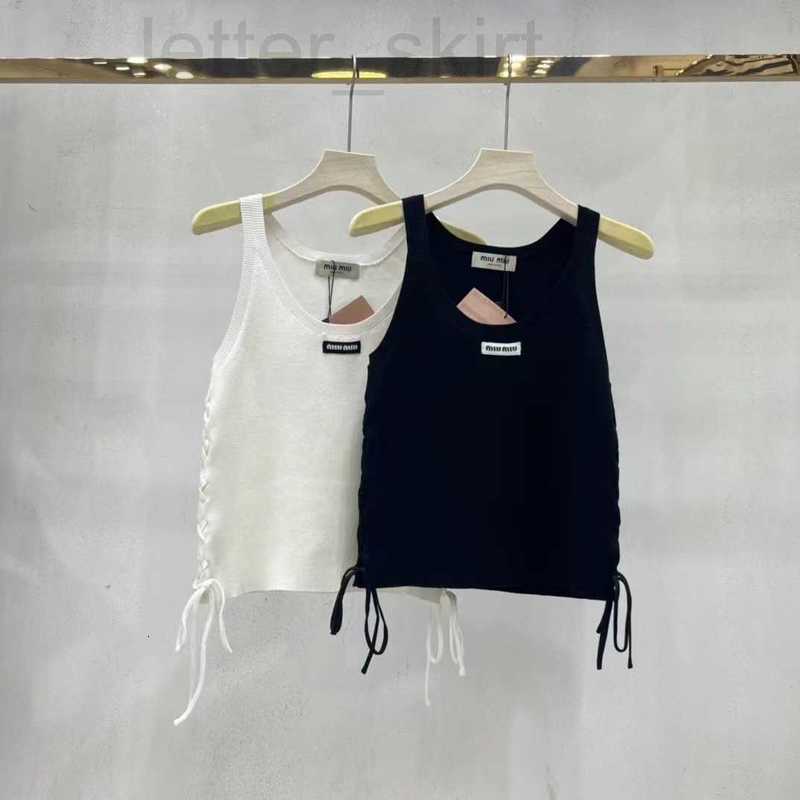 Women' Tanks & Camis designer Miao 2023 Spring/Summer New Product Letter Sticker Pit Stripe Side Strap Decoration Age Reducing Style Knitted Sleeveless Tank Top ZQVM, White5
Women' Tanks & Camis designer Miao 2023 Spring/Summer New Product Letter Sticker Pit Stripe Side Strap Decoration Age Reducing Style Knitted Sleeveless Tank Top ZQVM, White5