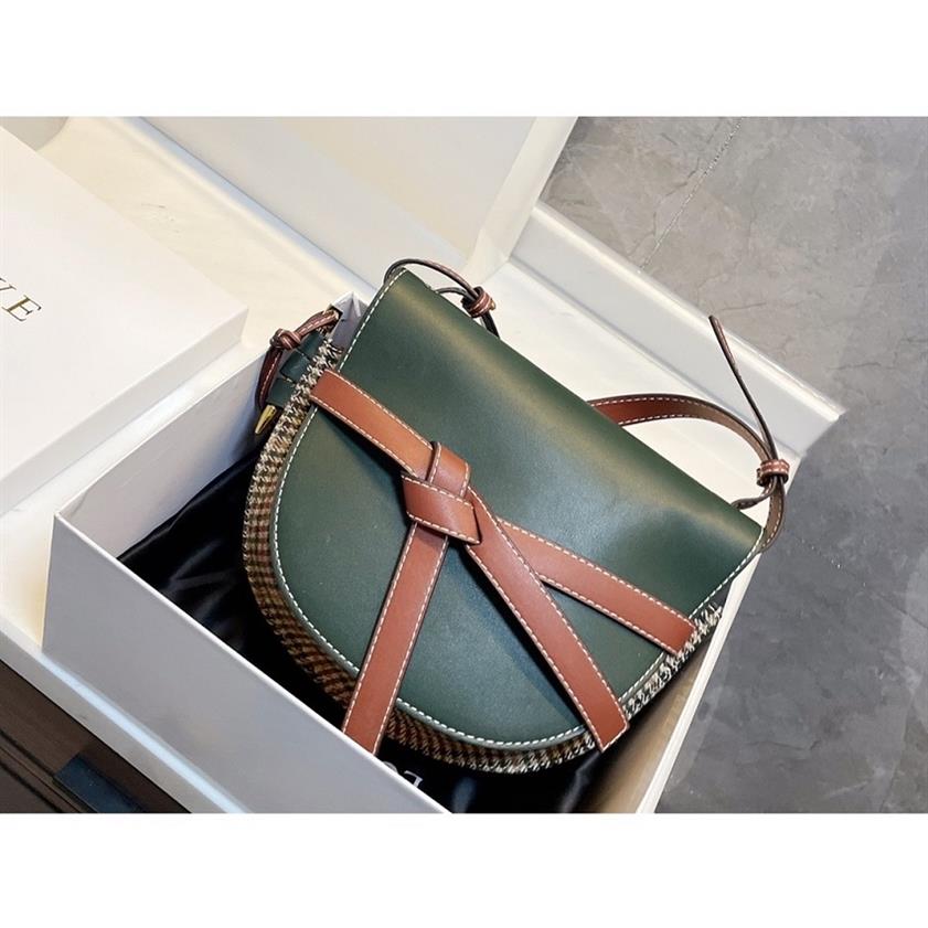 Trends on behalf of the saddle bags leather quality joker fashion women's favorite320C, Customize
Trends on behalf of the saddle bags leather quality joker fashion women's favorite320C, Customize