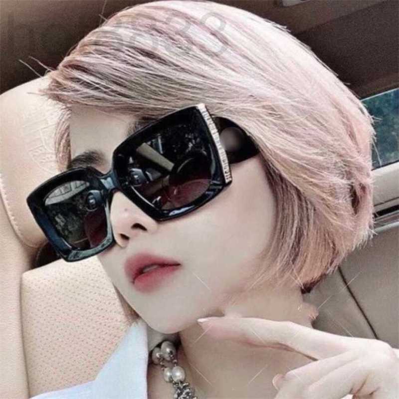 Sunglasses Designer Women Fashion Board Personality Big square frame Chic Goggles ERE4
Sunglasses Designer Women Fashion Board Personality Big square frame Chic Goggles ERE4