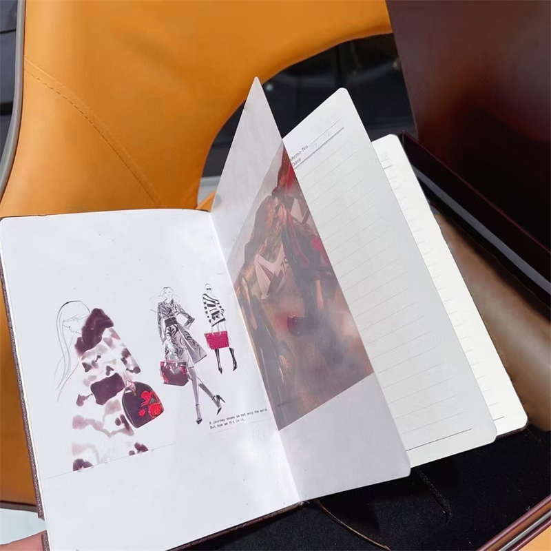 Designer Tumblers Sets Pen and Notebook 3 in 1 Kit PU Leather Water Cup 500ml Stainless Steel Vacuum Cup Mug Intelligent Temperature With Gift Box Dri