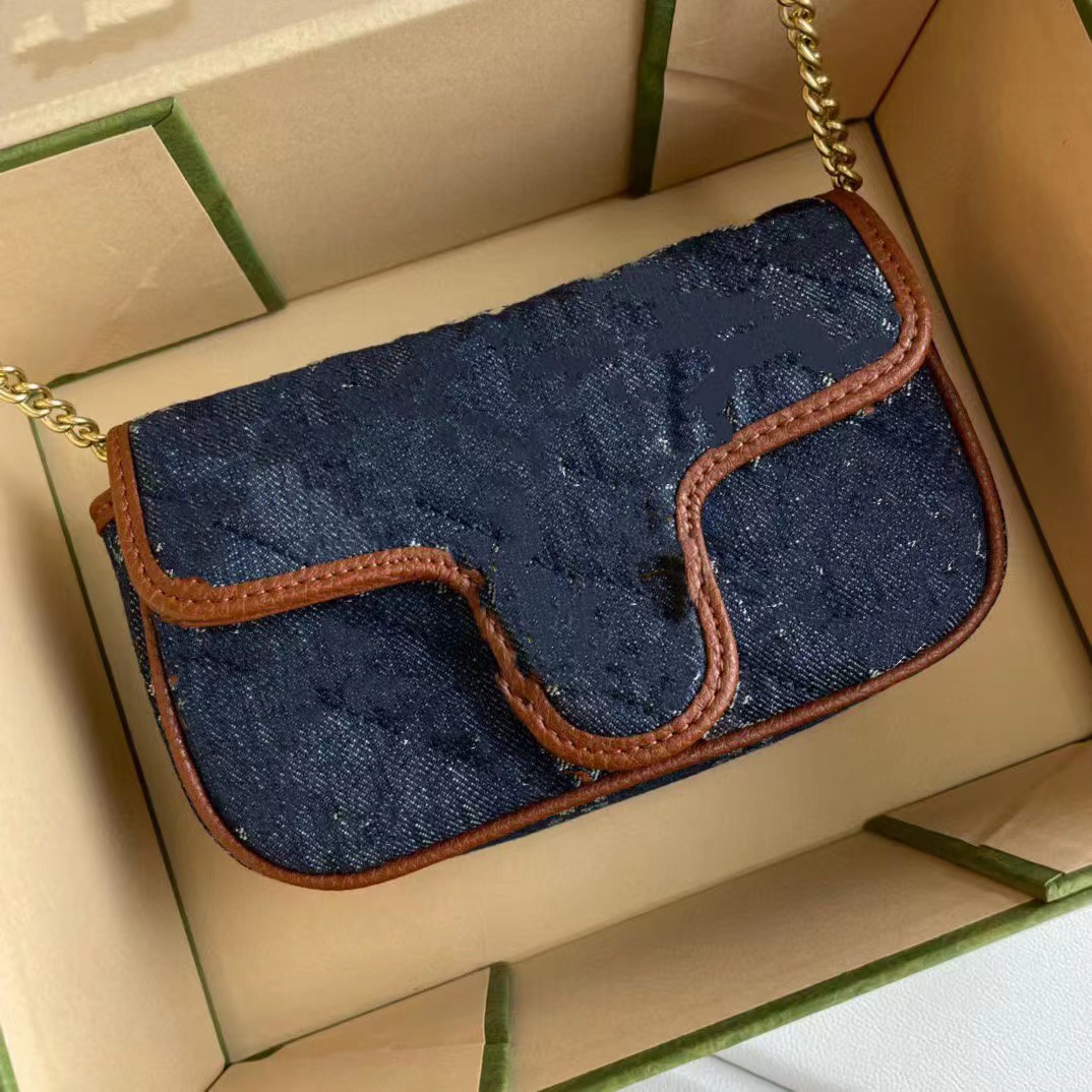 2023 Designer bag wallet Classic Luxury Chain Fashion Plaid Flower Ladies Brown Leather Handbag designer shoulder bag Shopping Pink White Purse Satchels Bag with, Blue
2023 Designer bag wallet Classic Luxury Chain Fashion Plaid Flower Ladies Brown Leather Handbag designer shoulder bag Shopping Pink White Purse Satchels Bag with, Blue
