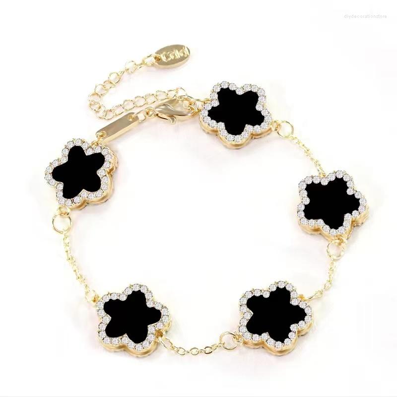 Charm Bracelets Zircon Flower Plant Five-Leaf Petal Bracelet Women's Simple Design Jewelry Gift Multi-Color Optional Girlfriends
Charm Bracelets Zircon Flower Plant Five-Leaf Petal Bracelet Women's Simple Design Jewelry Gift Multi-Color Optional Girlfriends