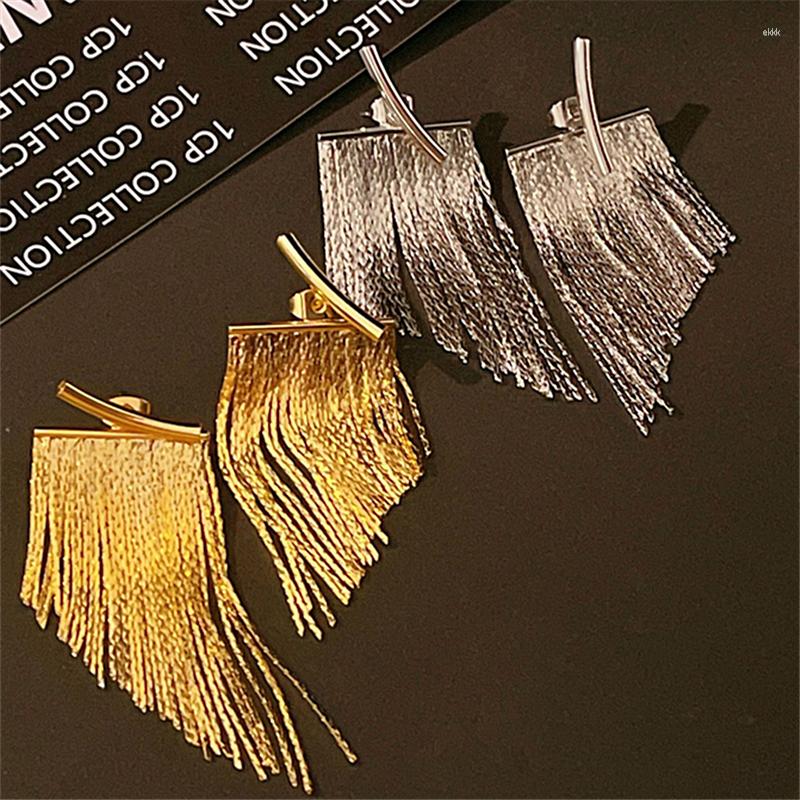 Dangle Earrings Metal Design Circular Tassel Stud Fashion Trend Pendant Female Temperament Ear Accessories
Dangle Earrings Metal Design Circular Tassel Stud Fashion Trend Pendant Female Temperament Ear Accessories