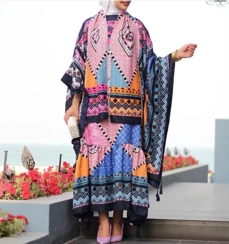 Ethnic Clothing Middle East 2023 Bohemian Cotton Muslim Women's Butterfly Sleeve Kaftan Maxi Dress Kuwait Lady Loose Ramadan Abaya
Ethnic Clothing Middle East 2023 Bohemian Cotton Muslim Women's Butterfly Sleeve Kaftan Maxi Dress Kuwait Lady Loose Ramadan Abaya