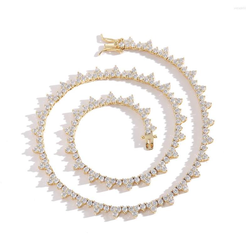 Chains EYIKA Luxury Party Jewelry Hip Hop Bling Iced Out Zircon Triangle Flower Necklace Women Men Gold Silver Color Tennis Chain
Chains EYIKA Luxury Party Jewelry Hip Hop Bling Iced Out Zircon Triangle Flower Necklace Women Men Gold Silver Color Tennis Chain
