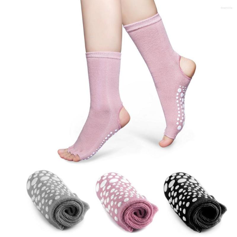 Athletic Socks 3 Pairs Five-Toes Silicone Non-slip Yoga Open Toe Heel Sock Sneaker Cotton Absorb Sweat Bottom Rubber Anti-Slip, Mixed color 3 pairs
Athletic Socks 3 Pairs Five-Toes Silicone Non-slip Yoga Open Toe Heel Sock Sneaker Cotton Absorb Sweat Bottom Rubber Anti-Slip, Mixed color 3 pairs