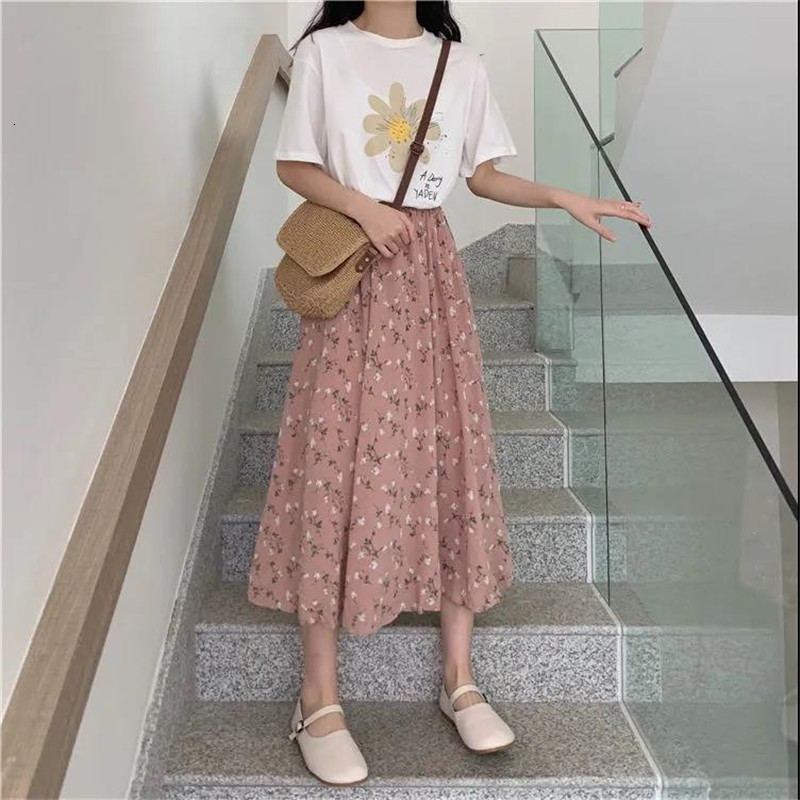 Skirts Vintage A-line Skirts Floral Print Pleated Long Skirts Summer Women Korean Skirt Harajuku Streetwear Elastic Waist MidiSkirt 230414