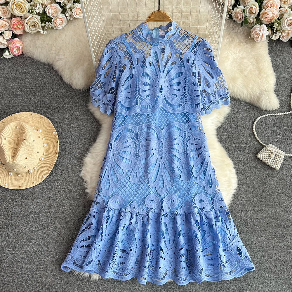 European and American celebrity style dress with half high collar and puff sleeves loose A-line hollowed out water-soluble lace fishtail dress short skirt, White
European and American celebrity style dress with half high collar and puff sleeves loose A-line hollowed out water-soluble lace fishtail dress short skirt, White