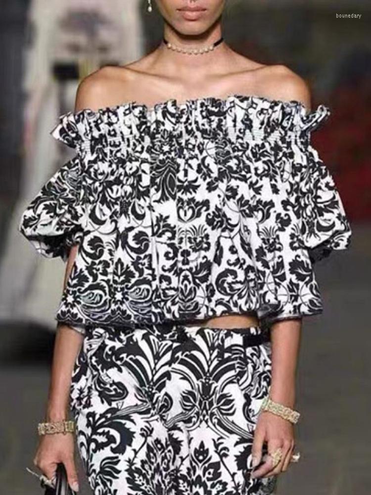 Women' Blouses Spring Women' Blouse 2023 Fashion Show Printed Shirt Ladies Elegant Retro One-word Collar Short-sleeved Pullover, Army green
Women' Blouses Spring Women' Blouse 2023 Fashion Show Printed Shirt Ladies Elegant Retro One-word Collar Short-sleeved Pullover, Army green