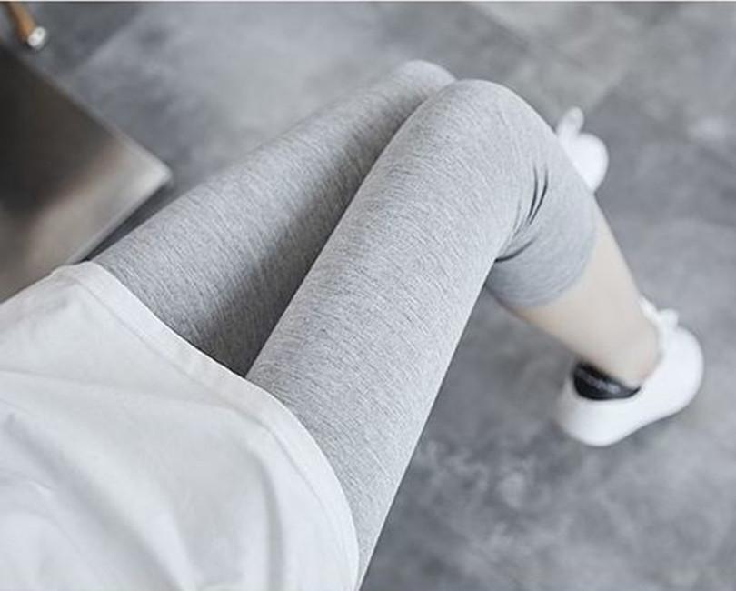 Women's Leggings Women Thin Elastic Cropped Leggins Workout Capris Femme Mid Waist Slim 3/4 Pants Sportswear Short Trousers, Black
Women's Leggings Women Thin Elastic Cropped Leggins Workout Capris Femme Mid Waist Slim 3/4 Pants Sportswear Short Trousers, Black