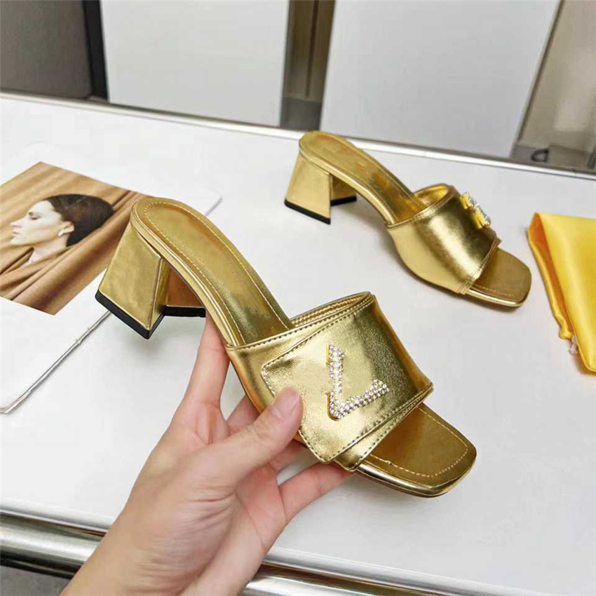 Fashion Sandals 2023 Louisity Women's Business Work heels The latest style letter logo summer Viutonity casual student sandals lvity 04---04
Fashion Sandals 2023 Louisity Women's Business Work heels The latest style letter logo summer Viutonity casual student sandals lvity 04---04