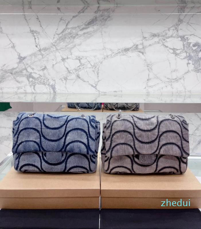 2023-Designer handbags Crossbody tote Bag heart V Wave Pattern Marmont Canvas Luxury PU leather strap Chain Messenger handbags Multi styles Shoulder cute purse, Blue
2023-Designer handbags Crossbody tote Bag heart V Wave Pattern Marmont Canvas Luxury PU leather strap Chain Messenger handbags Multi styles Shoulder cute purse, Blue