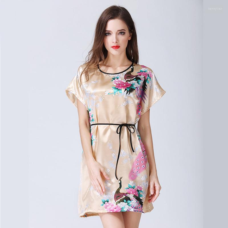 Women's Sleepwear Women Satin Rayon Nightwear Chinese Vintage Print Lady Robe Dress Nightgown Peacock&Flower Nightdress, Red
Women's Sleepwear Women Satin Rayon Nightwear Chinese Vintage Print Lady Robe Dress Nightgown Peacock&Flower Nightdress, Red