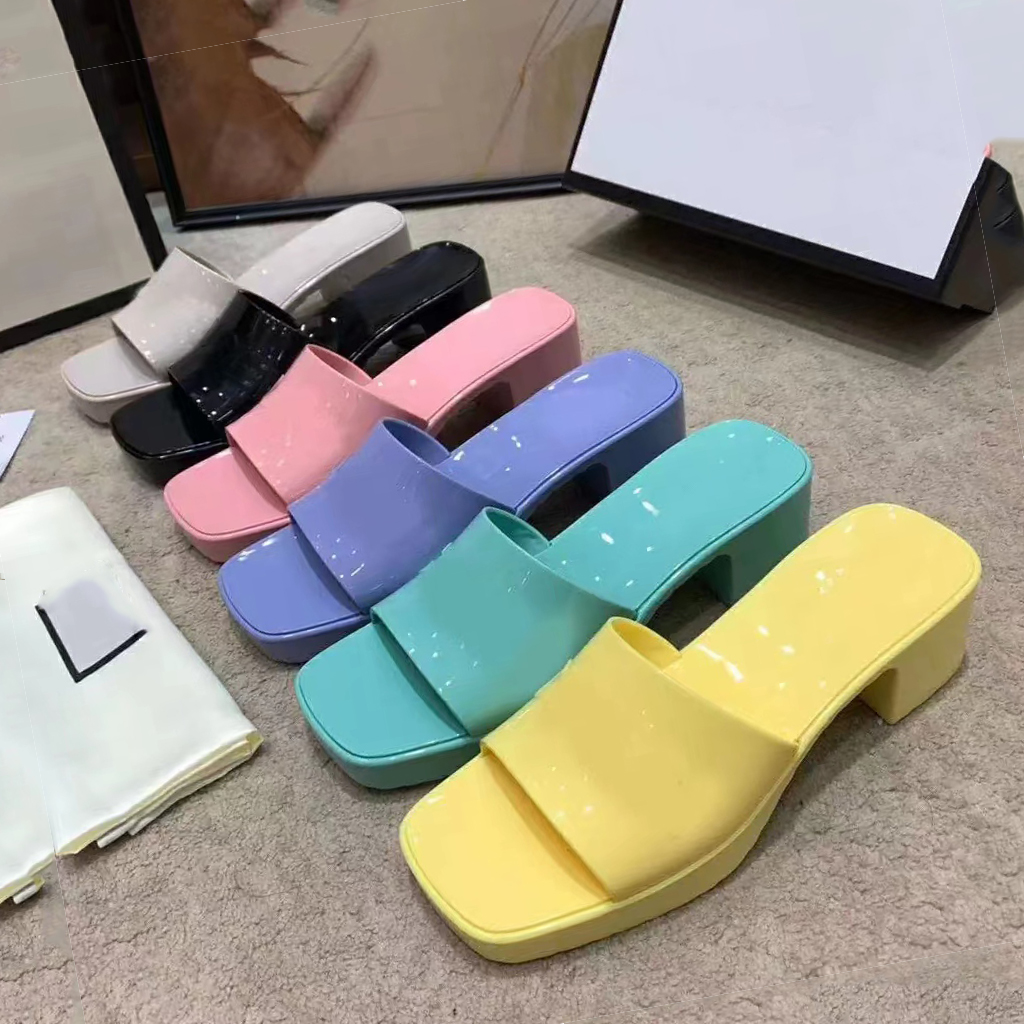 Women Slippers Thick Bottom Sandals Chunky Rubber Slides Platform Bright Leather Macaroon Jelly Heel Sandal Fashion Beach Shoes, Color 2
Women Slippers Thick Bottom Sandals Chunky Rubber Slides Platform Bright Leather Macaroon Jelly Heel Sandal Fashion Beach Shoes, Color 2