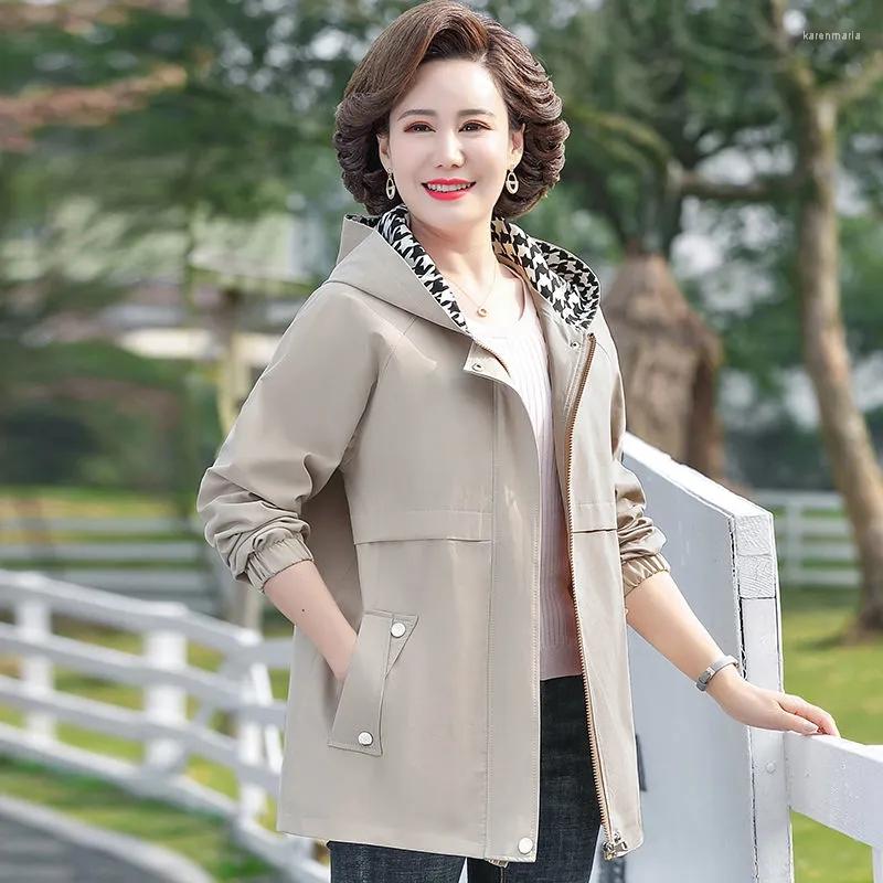Women's Jackets Women Windbreaker 2023 Spring Autumn Hooded Trench Coat Fashion Casual Large Size Mid-length Female Outwear Mother Coats 5XL, Green
Women's Jackets Women Windbreaker 2023 Spring Autumn Hooded Trench Coat Fashion Casual Large Size Mid-length Female Outwear Mother Coats 5XL, Green