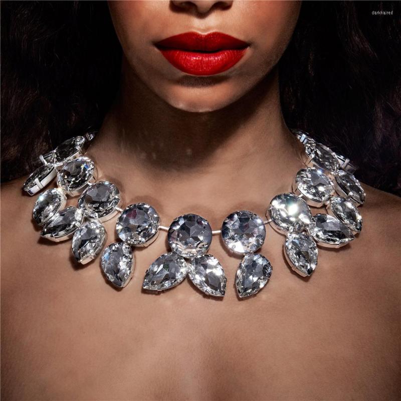 Chains Sexy Horse Eye Rhinestones Exaggerated Collar Chain Fashion Irregular Multilayer Rhinestone Necklaces Ornaments Wholesale
Chains Sexy Horse Eye Rhinestones Exaggerated Collar Chain Fashion Irregular Multilayer Rhinestone Necklaces Ornaments Wholesale