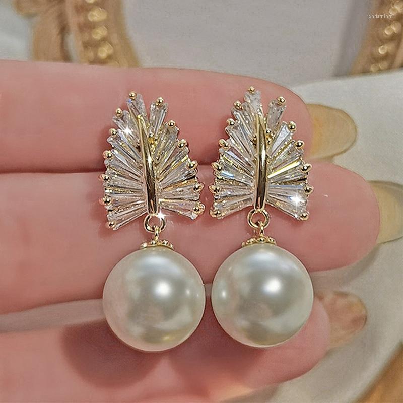 Dangle Earrings 1PC Style Leaf Design Imitation Pearl Women Temperament Bride Wedding Girl Gift Fashion Jewelry
Dangle Earrings 1PC Style Leaf Design Imitation Pearl Women Temperament Bride Wedding Girl Gift Fashion Jewelry