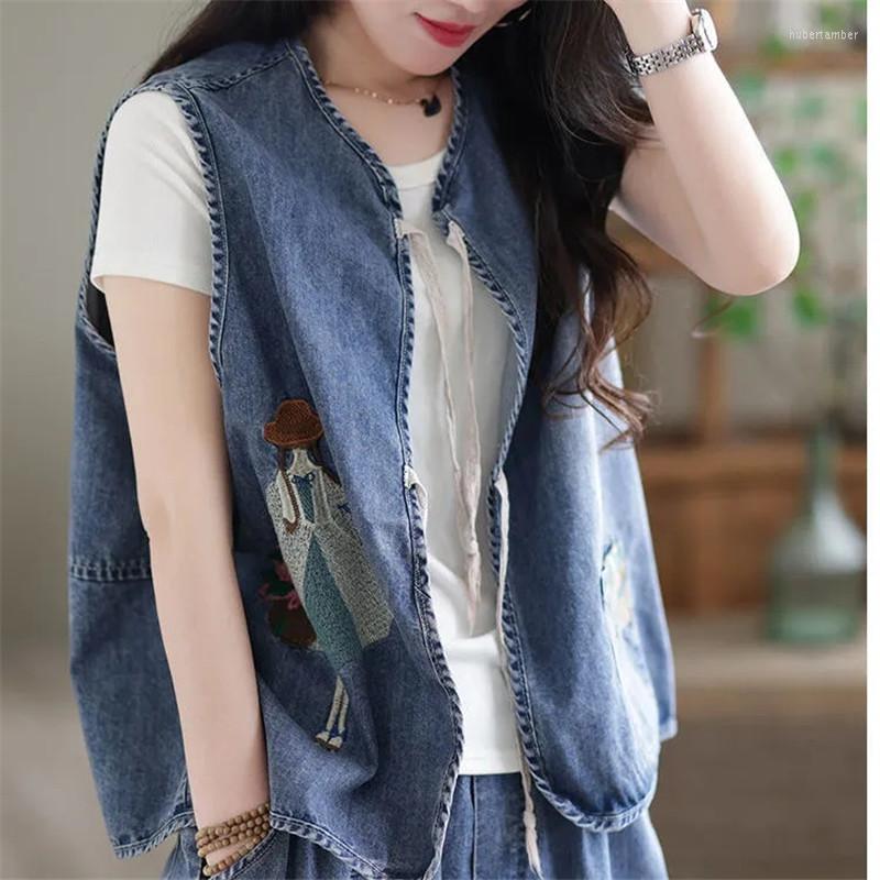 Women' Vests Streetwear Retro Embroidery Jean Vest 2023 Fashion Loose Zip Up Denim Waistcoat Women Summer Sleeveless Chaquetas, Blue
Women' Vests Streetwear Retro Embroidery Jean Vest 2023 Fashion Loose Zip Up Denim Waistcoat Women Summer Sleeveless Chaquetas, Blue