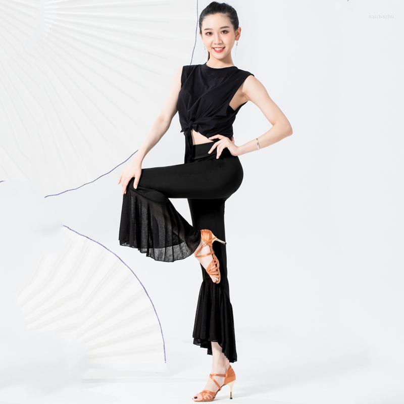 Stage Wear Style Dance Pants Latin Ballroom Practice Flared With Ruffles Trousers Competition Women Medium High Waist, Black pants
Stage Wear Style Dance Pants Latin Ballroom Practice Flared With Ruffles Trousers Competition Women Medium High Waist, Black pants