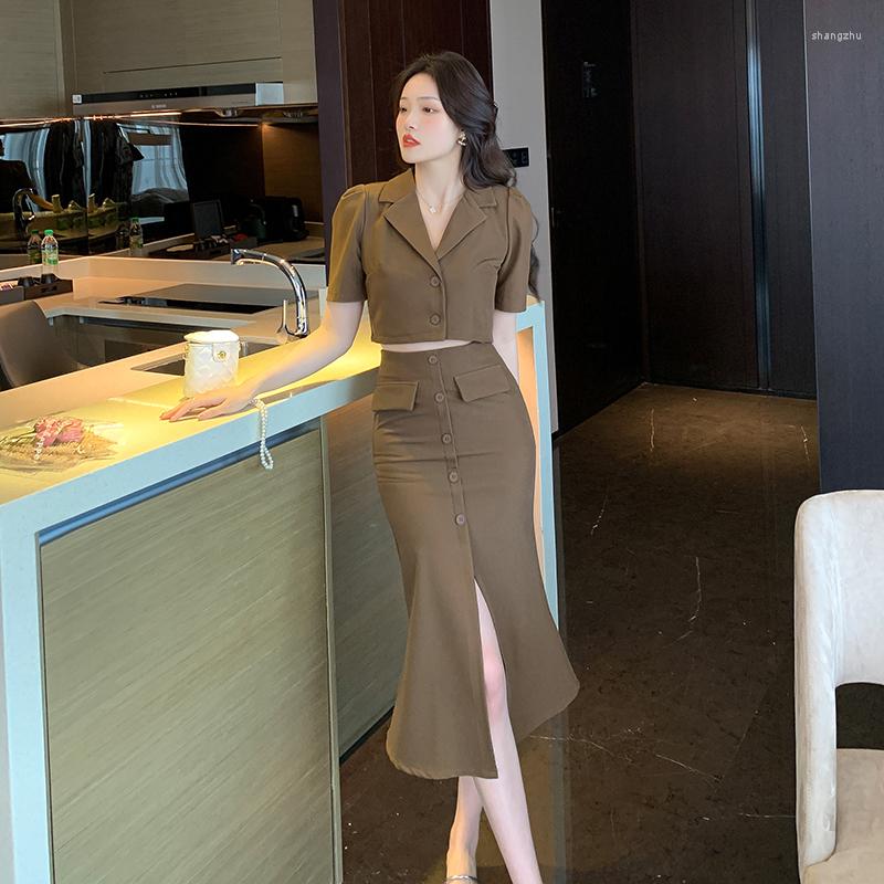 Work Dresses High Quality Puff Sleeve Tweed Two Piece Set Women Short Blouse Tops Long Skirt Suits Korean Fashion Streetwear 2 Sets, Khaki set
Work Dresses High Quality Puff Sleeve Tweed Two Piece Set Women Short Blouse Tops Long Skirt Suits Korean Fashion Streetwear 2 Sets, Khaki set