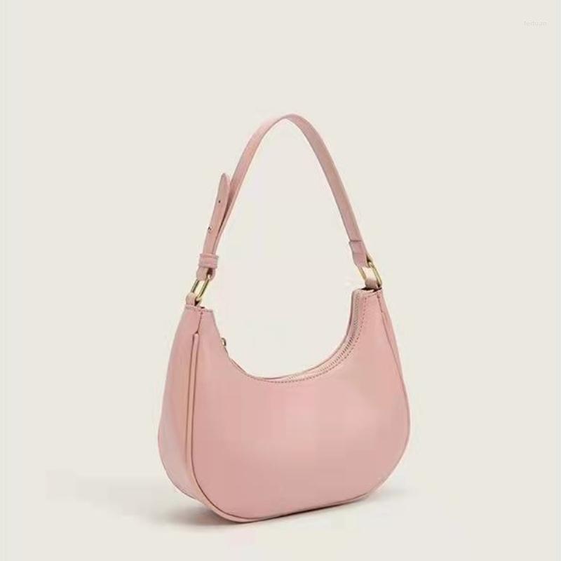 Evening Bags PU Leather Underarm Shoulder Handbags For Women Vintage Saddle Shaped Armpit Bag Handbag Clutch Bolsas Femininas, Beige
Evening Bags PU Leather Underarm Shoulder Handbags For Women Vintage Saddle Shaped Armpit Bag Handbag Clutch Bolsas Femininas, Beige