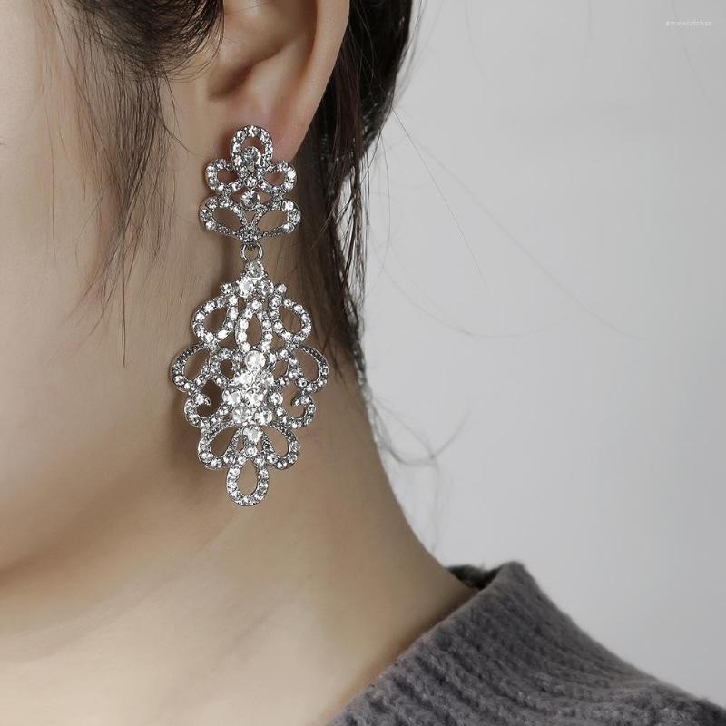 Dangle Earrings Exquisite Hollow Rhinestone Ladies Trendy Elegant Water Drop For Women Bride Party Jewelry Gifts
Dangle Earrings Exquisite Hollow Rhinestone Ladies Trendy Elegant Water Drop For Women Bride Party Jewelry Gifts