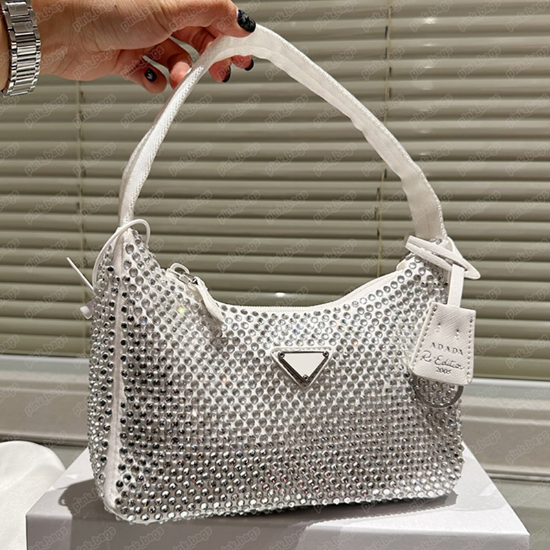 Fashion Designer Nylon Underarm Bags Womens Hobo Diamond Handbags Glitter Handbag Crystal Canvas Shoulder Tote Bag Mens Chest Pack 2304141BF, P#white
Fashion Designer Nylon Underarm Bags Womens Hobo Diamond Handbags Glitter Handbag Crystal Canvas Shoulder Tote Bag Mens Chest Pack 2304141BF, P#white