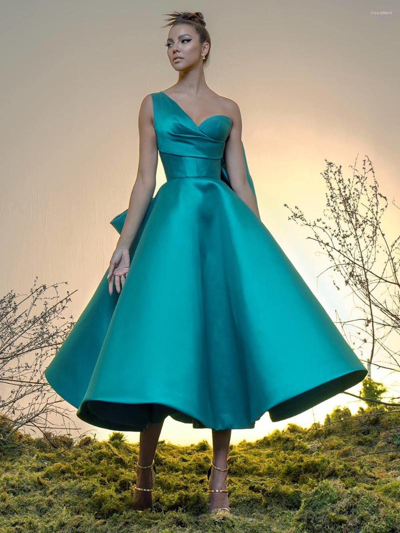Party Dresses High Quality Elegant Prom One Shoulder Big Bow On The Back Ball Women Formal Evening Gowns Custom Plus Size, Yellow
Party Dresses High Quality Elegant Prom One Shoulder Big Bow On The Back Ball Women Formal Evening Gowns Custom Plus Size, Yellow