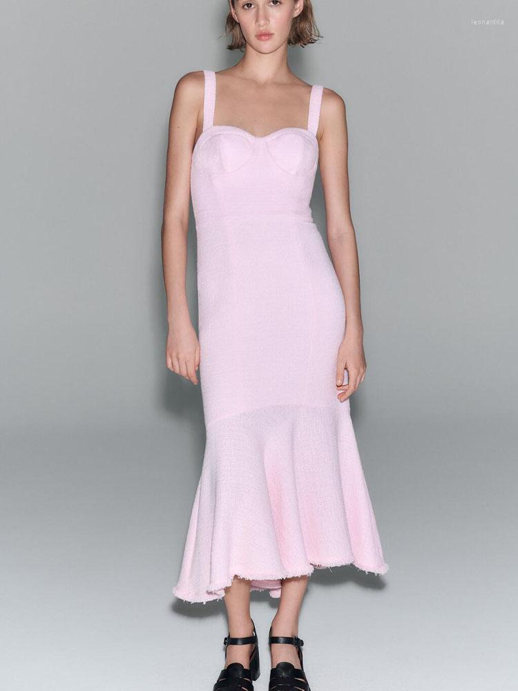 Casual Dresses Women's Mermaid Skirt 2023 Summer Sweet Texture Layered Decoration Heart-shaped Collar Wide Shoulder Strap Long Dress, Light pink
Casual Dresses Women's Mermaid Skirt 2023 Summer Sweet Texture Layered Decoration Heart-shaped Collar Wide Shoulder Strap Long Dress, Light pink