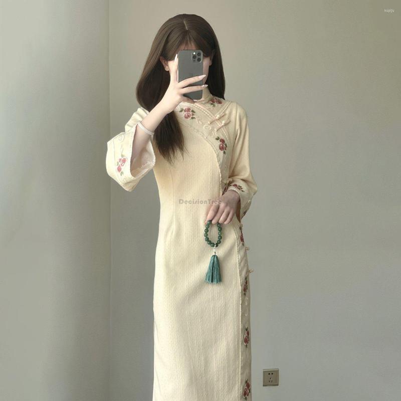 Ethnic Clothing 2023 Autumn Chinese Vintage Style Big-sleeve Elegant Cheongsam Embroidery Flowers Women Retro Daily Long Dress
Ethnic Clothing 2023 Autumn Chinese Vintage Style Big-sleeve Elegant Cheongsam Embroidery Flowers Women Retro Daily Long Dress