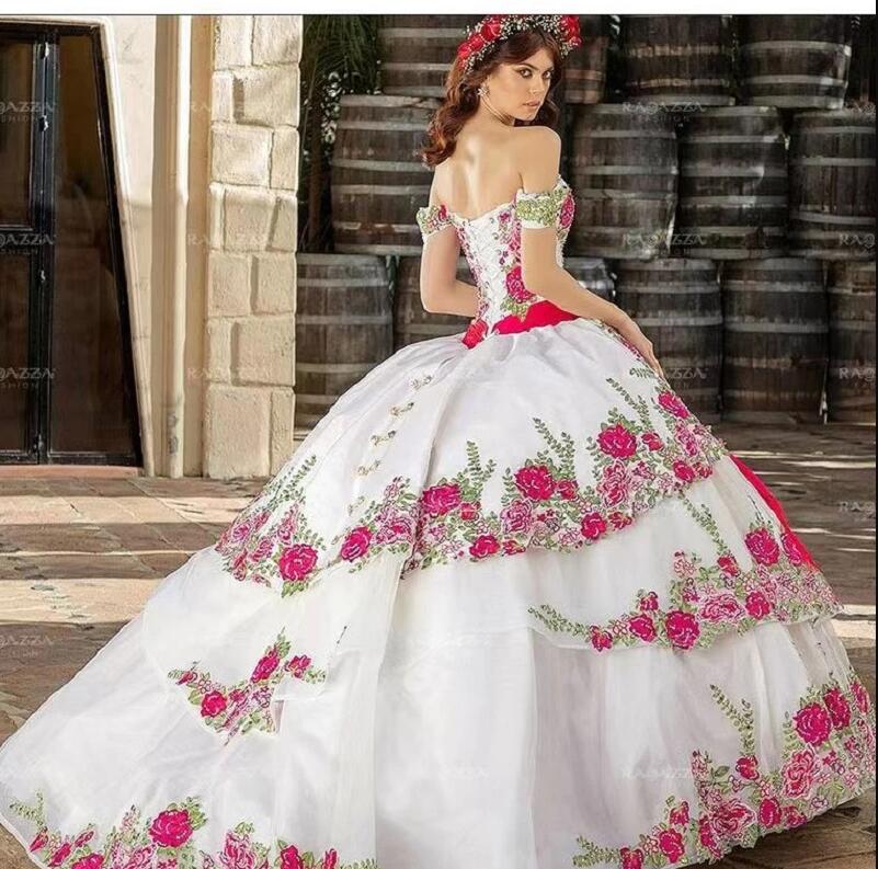 Mexican Girls White Quinceanera Dresses with Floral Embroidery Charro Off Shoulder Lace-up Corset Prom Vestidos De 15 Anos