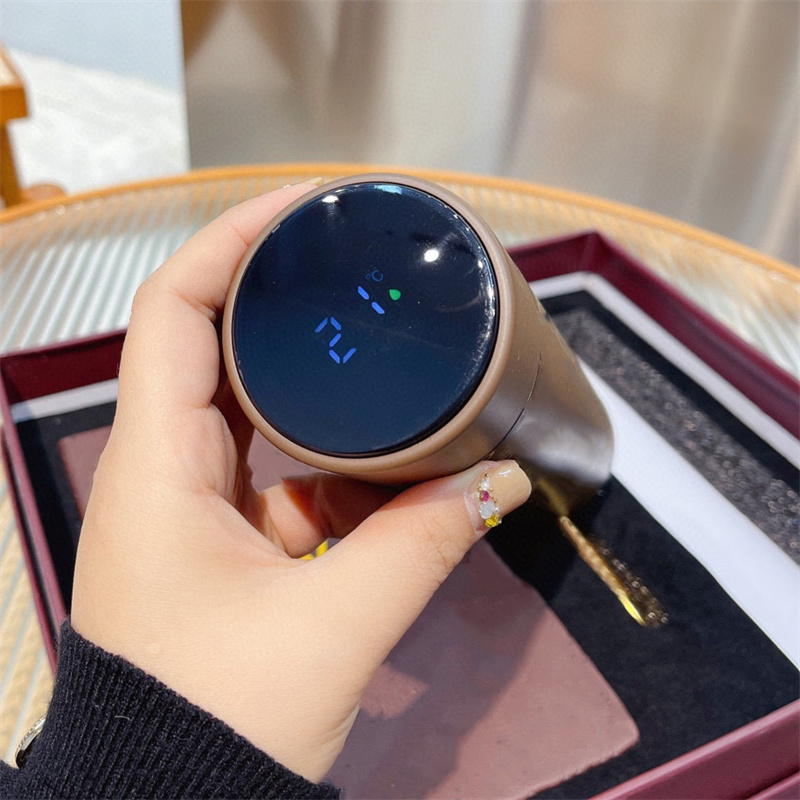 Designer Tumblers Sets Pen and Notebook 3 in 1 Kit PU Leather Water Cup 500ml Stainless Steel Vacuum Cup Mug Intelligent Temperature With Gift Box Dri