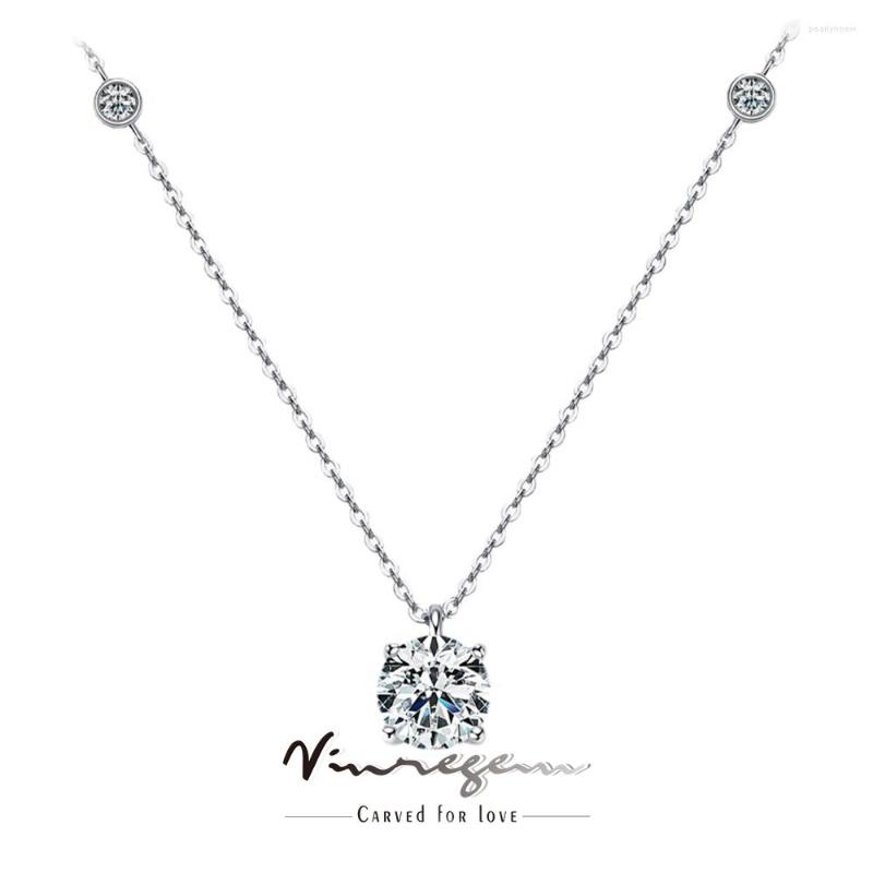 Chains Vinregem 18K Gold Plated VVS1 2CT Round D Real Moissanite Diamond Pendant Necklace 925 Sterling Silver Girls Fine Jewelry Gift
Chains Vinregem 18K Gold Plated VVS1 2CT Round D Real Moissanite Diamond Pendant Necklace 925 Sterling Silver Girls Fine Jewelry Gift