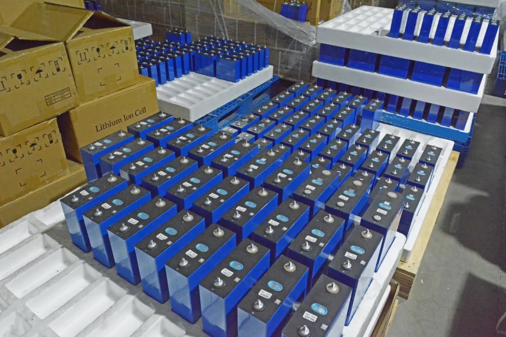 New 3.2V 340Ah 320Ah 310Ah 100Ah 105AH LiFePO4 Rechargeable Battery DIY12V 24V Suitable for Golf Cart Marine Solar System EU/USA Duty Free