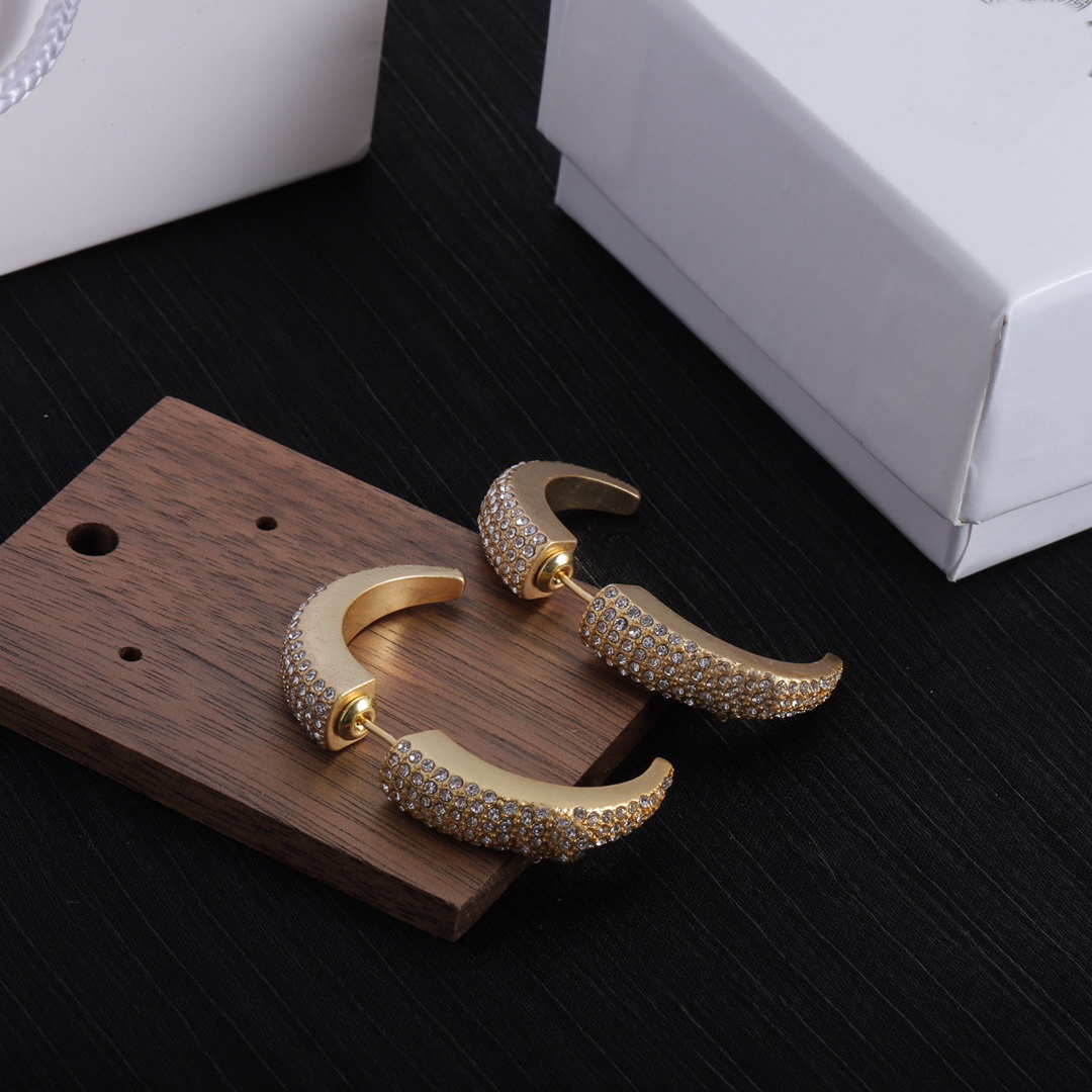 Cowhorn design can be worn before and after Ear Stud Earring Women Men Couple Semicircle Earrings Accessories Designer Jewelry Wholesale and Retail CMER41