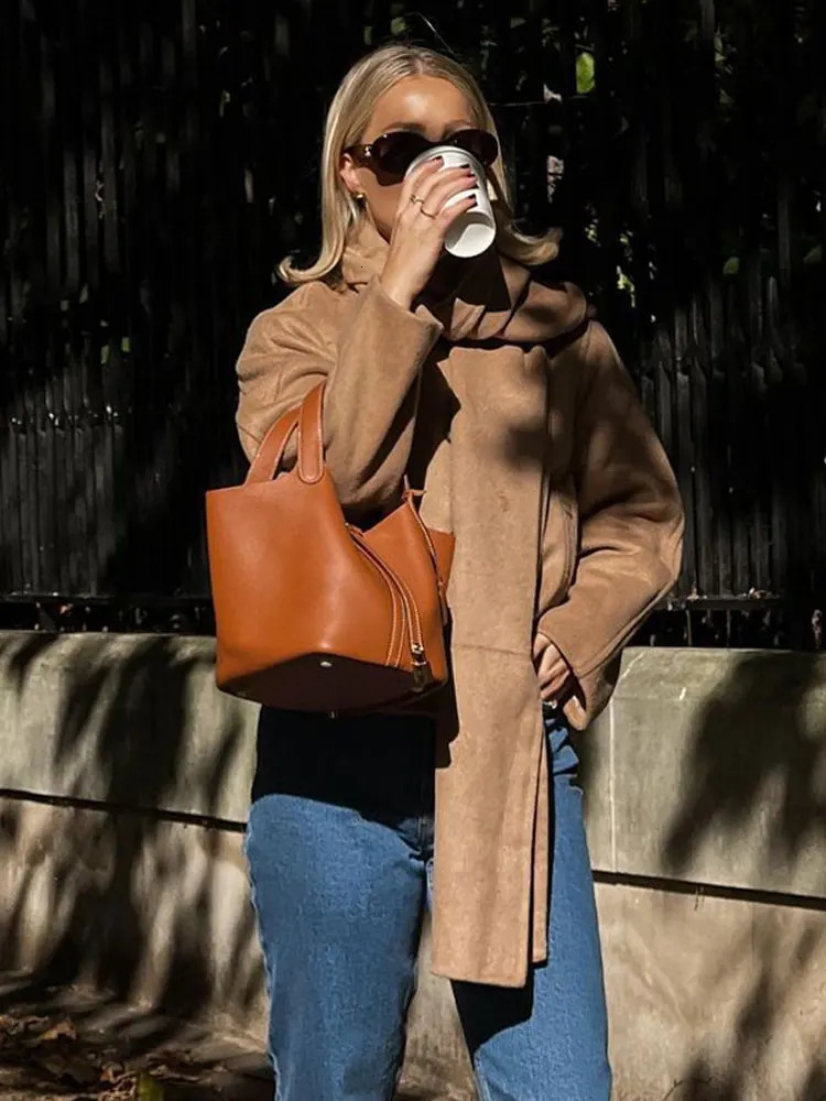 Women's Wool Blends Elegant Woolen Trench Scarf Collar Coat Women Vintage Fashion Windbreakers Jacket Winter Loose Single Breasted Warm Outerwear