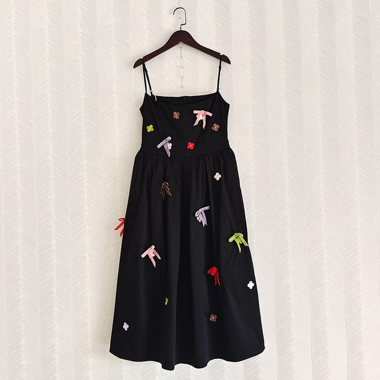 Casual Dresses Luxury Embroidery Kawaii Bow Black Dress For Women White Color 3D Appliques Beach Holiday Lady Ball Gown Long
Casual Dresses Luxury Embroidery Kawaii Bow Black Dress For Women White Color 3D Appliques Beach Holiday Lady Ball Gown Long