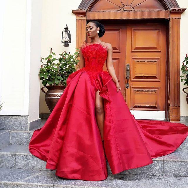 Party Dresses Glamorous Red Ball Gown Prom Dress Sexy Feather Lace Applique Split Lace-Up Evening Attractive Sweep Train, Black
Party Dresses Glamorous Red Ball Gown Prom Dress Sexy Feather Lace Applique Split Lace-Up Evening Attractive Sweep Train, Black