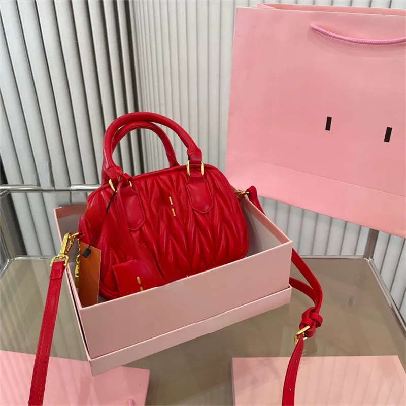 High-end travel handbag bags soft sheep leather handbags Luxury designewallet womens Cross body bag Hobo Totes Evening Bag purses
High-end travel handbag bags soft sheep leather handbags Luxury designewallet womens Cross body bag Hobo Totes Evening Bag purses