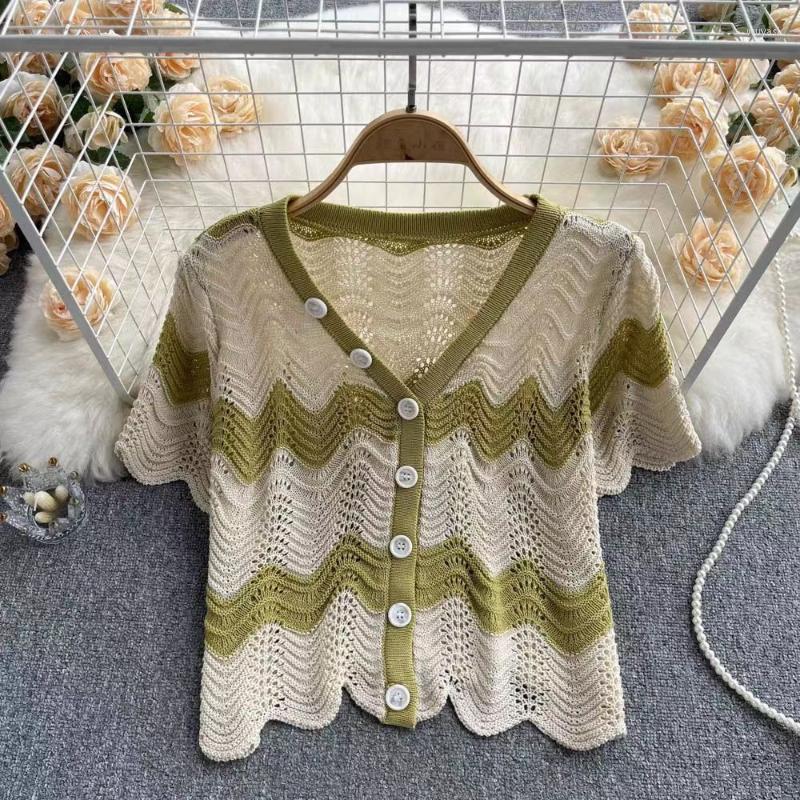 Women's Blouses Knitted Striped Hollow Out For Women Beach Vacation Single Breasted V-neck Short Sleeve Femme Shirts Tops Skinny Blusas, Green
Women's Blouses Knitted Striped Hollow Out For Women Beach Vacation Single Breasted V-neck Short Sleeve Femme Shirts Tops Skinny Blusas, Green