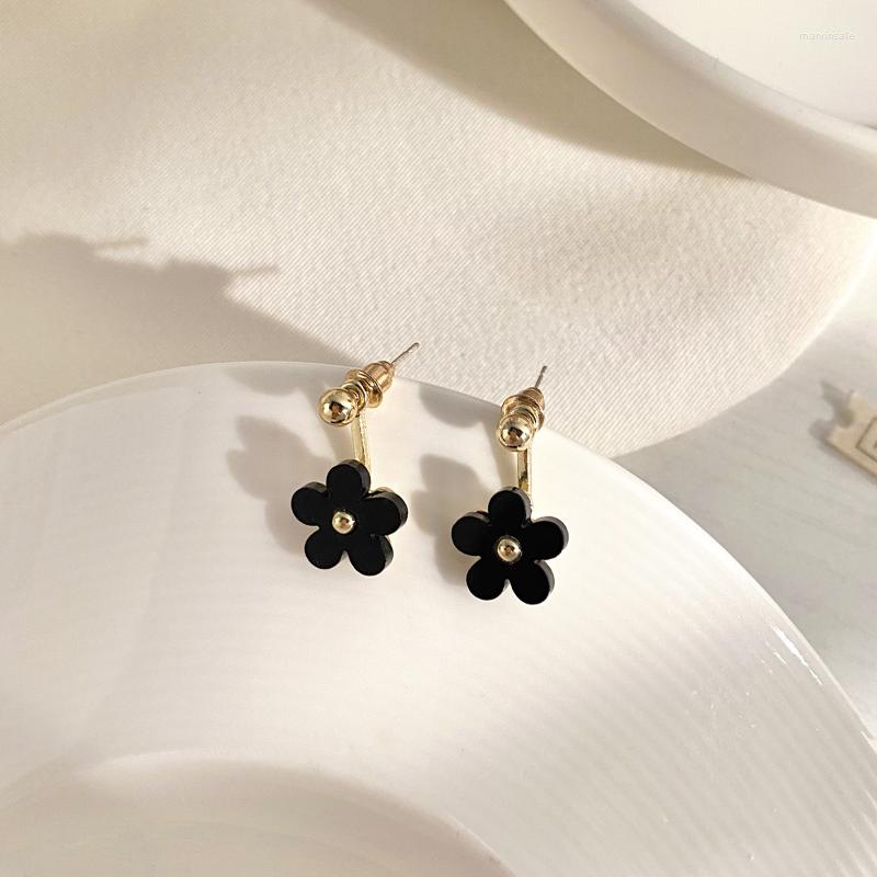 Stud Earrings 925 Silver Needle Black Flower Sen Series Two Wearing Ear Studs Niche Design Female Earless Clip Jewelry Gift
Stud Earrings 925 Silver Needle Black Flower Sen Series Two Wearing Ear Studs Niche Design Female Earless Clip Jewelry Gift