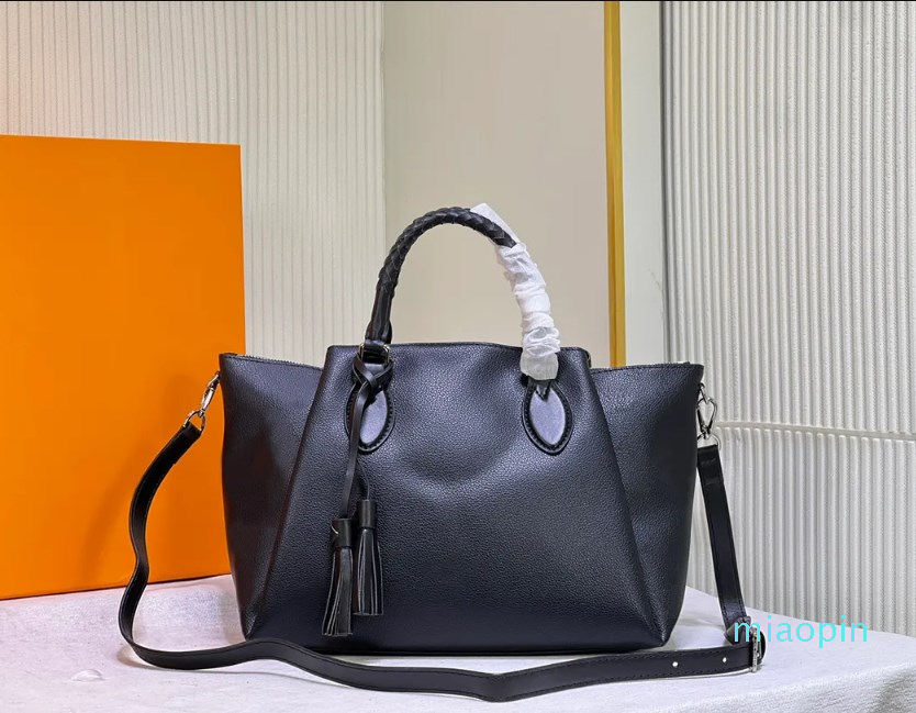 Designer-Fashion Large Capacity Tote Bags Designer Shoulder Bag Women Leather Handbags Ladies 3 Colors, Pink
Designer-Fashion Large Capacity Tote Bags Designer Shoulder Bag Women Leather Handbags Ladies 3 Colors, Pink