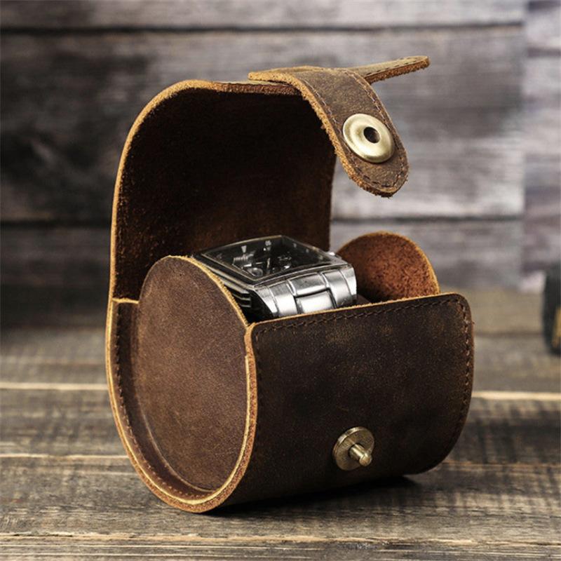 Watch Boxes & Cases Genuine Cow Leather Roll Storage Box For Single 1 Brown Wristwatch Bag Case Holder Outdoors Travel Organizer BoxesWatch
Watch Boxes & Cases Genuine Cow Leather Roll Storage Box For Single 1 Brown Wristwatch Bag Case Holder Outdoors Travel Organizer BoxesWatch