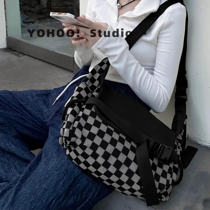 Bag Fashion Ladies Messenger Leisure Shoulder Quality Travel Crossbody Plaid Outdoor Student Shopping, Dark grey
Bag Fashion Ladies Messenger Leisure Shoulder Quality Travel Crossbody Plaid Outdoor Student Shopping, Dark grey