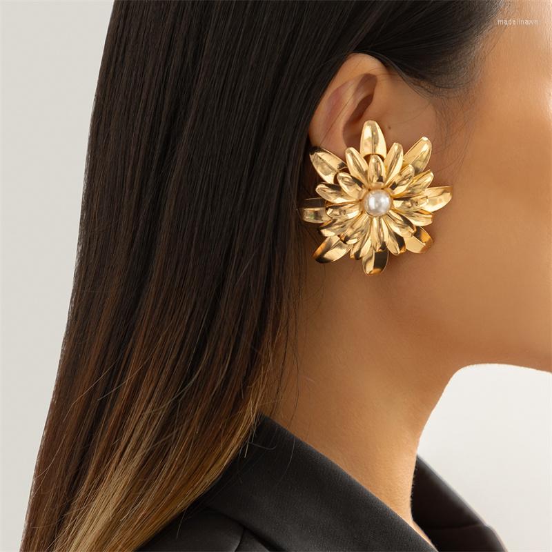 Stud Earrings Unexda Petal Punk Style Retro Fashion Design Exaggerated Party Niche Chrysanthemum Pearl
Stud Earrings Unexda Petal Punk Style Retro Fashion Design Exaggerated Party Niche Chrysanthemum Pearl