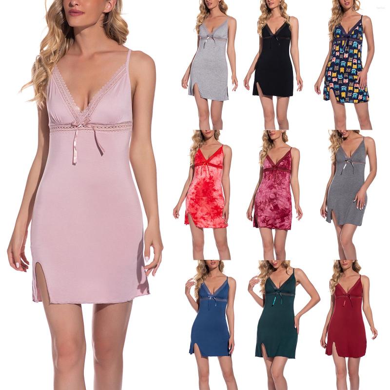 Women's Sleepwear Women's Nightdress Tie-Dye Solid Color Floral Print V-Neck Sexy Dress With Thin Straps Casual And Comfortable Pajamas, Black
Women's Sleepwear Women's Nightdress Tie-Dye Solid Color Floral Print V-Neck Sexy Dress With Thin Straps Casual And Comfortable Pajamas, Black